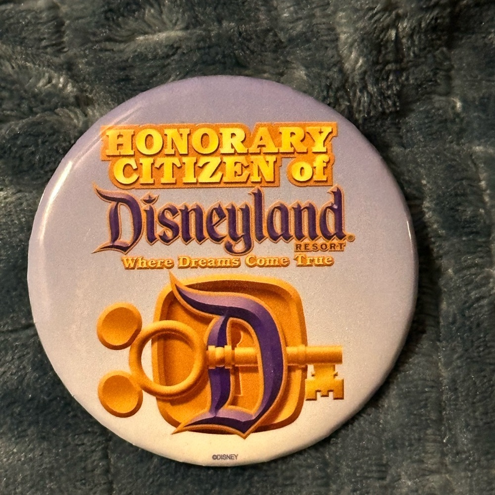 Disney Honorary Citizen Button in Purple and Gold